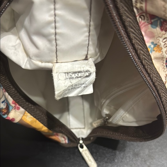 LeSportsac Hawaii Exclusive Everyday Deluxe Shoulder Bag - Picture 8 of 8